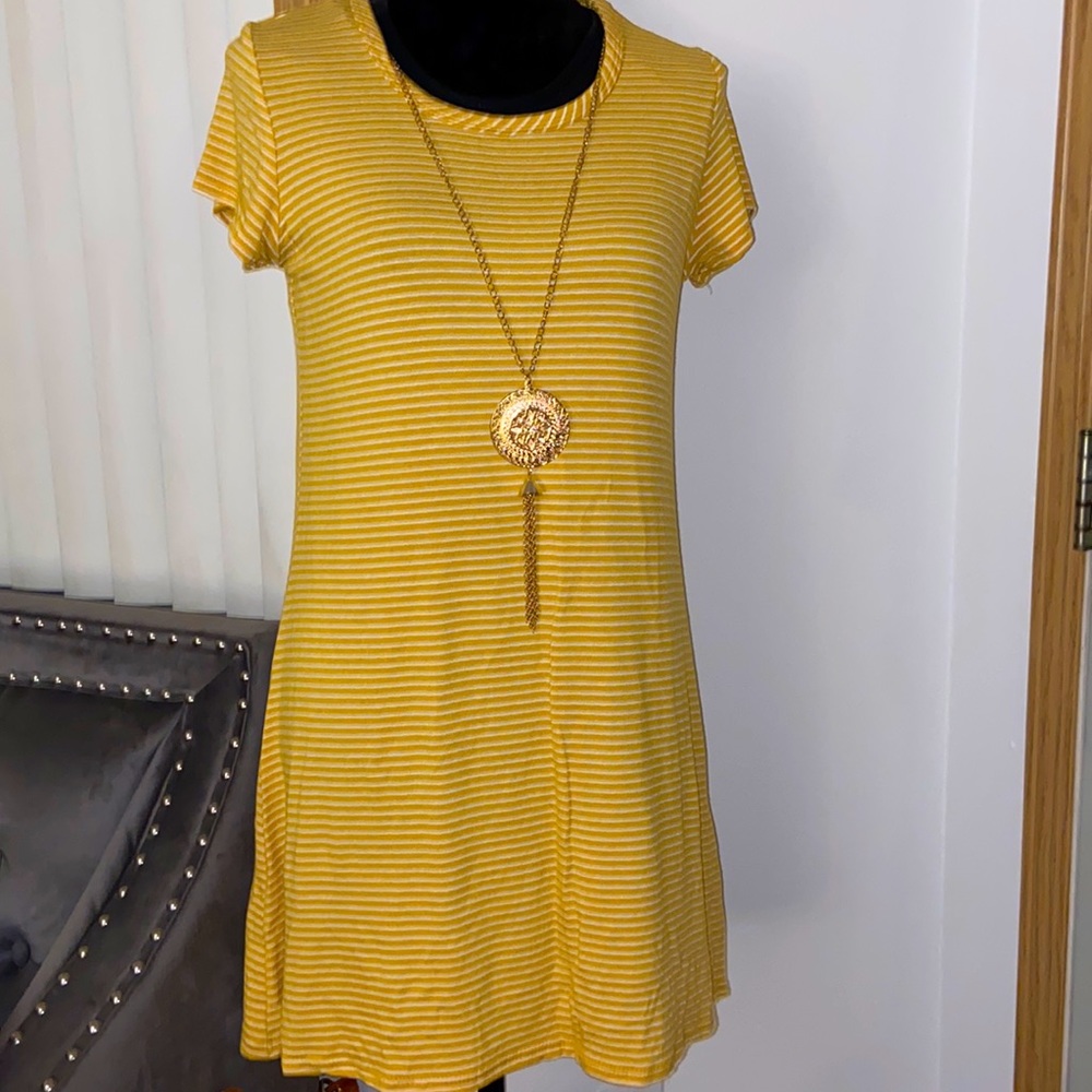 Short Sleeve Yellow Stripe Tee